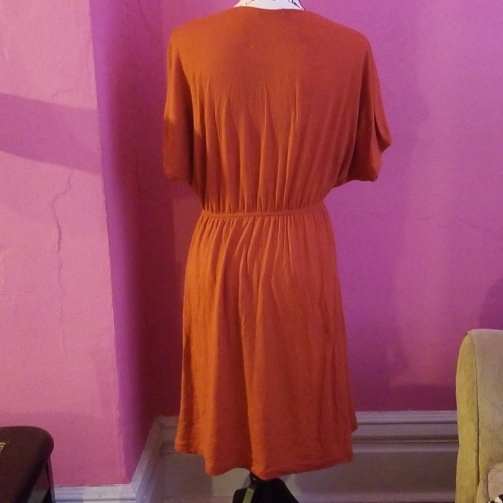 Dress - Picture 2 of 2